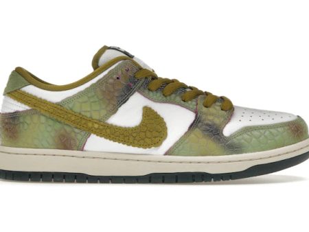 Nike SB Dunk Low Alexis Sablone Chameleon Discount