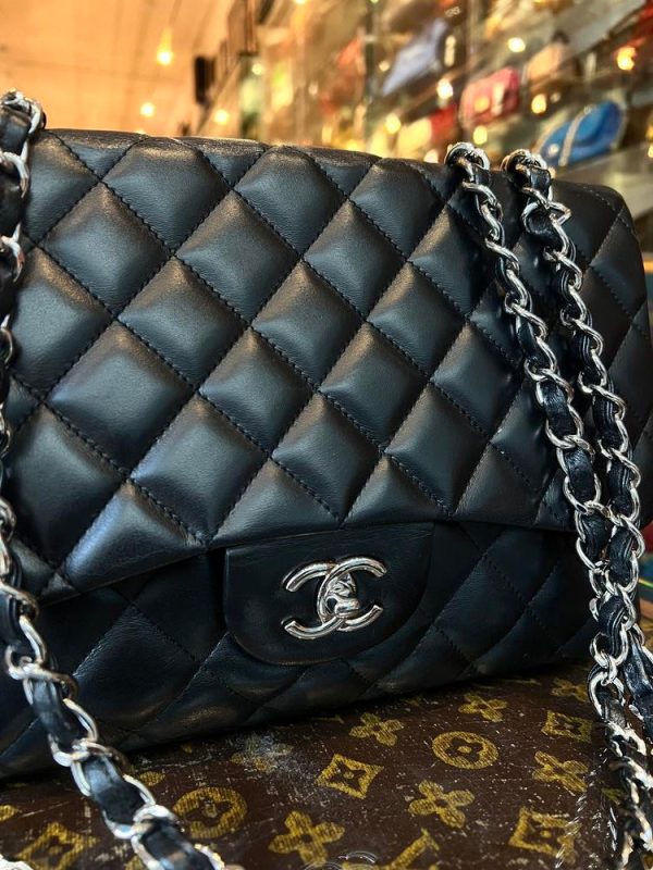 Chanel Quilted Lambskin Black Jumbo Classic Flap Bag ( 09- 10) Discount